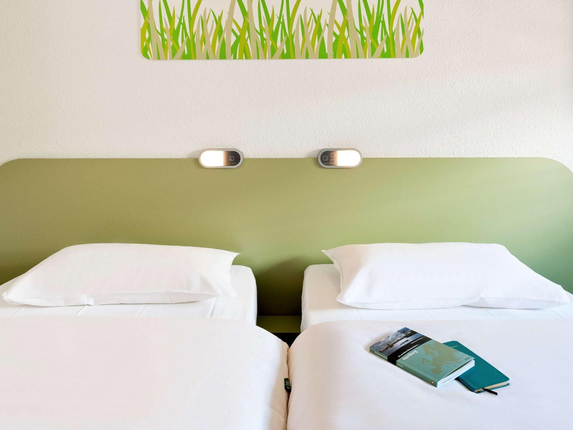 Ibis Budget Montbéliard מראה חיצוני תמונה